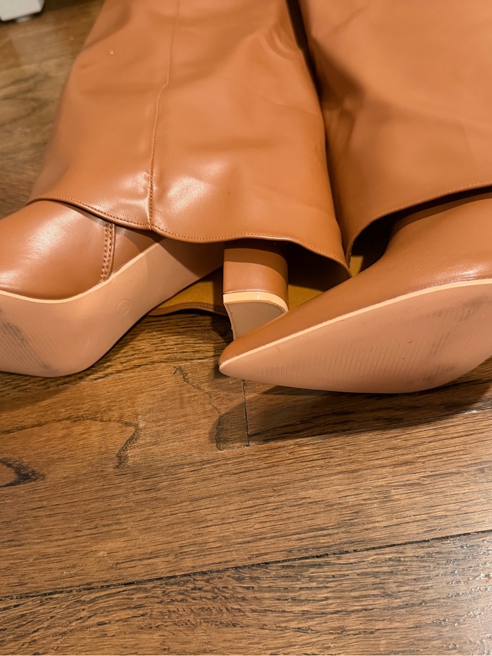 Women’s shoes - Picture 3 of 4